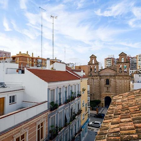 Apartamento Lujo Ancha Del Carmen Малага Экстерьер фото