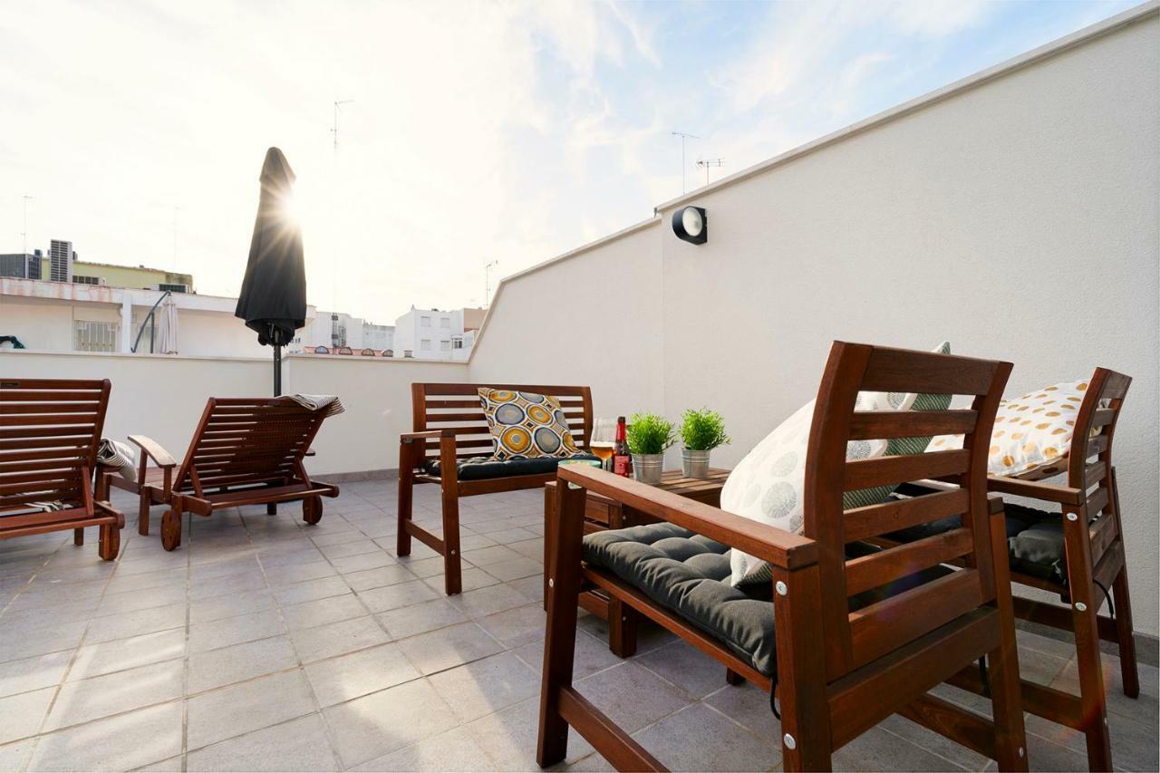 Apartamento Lujo Ancha Del Carmen Малага Экстерьер фото