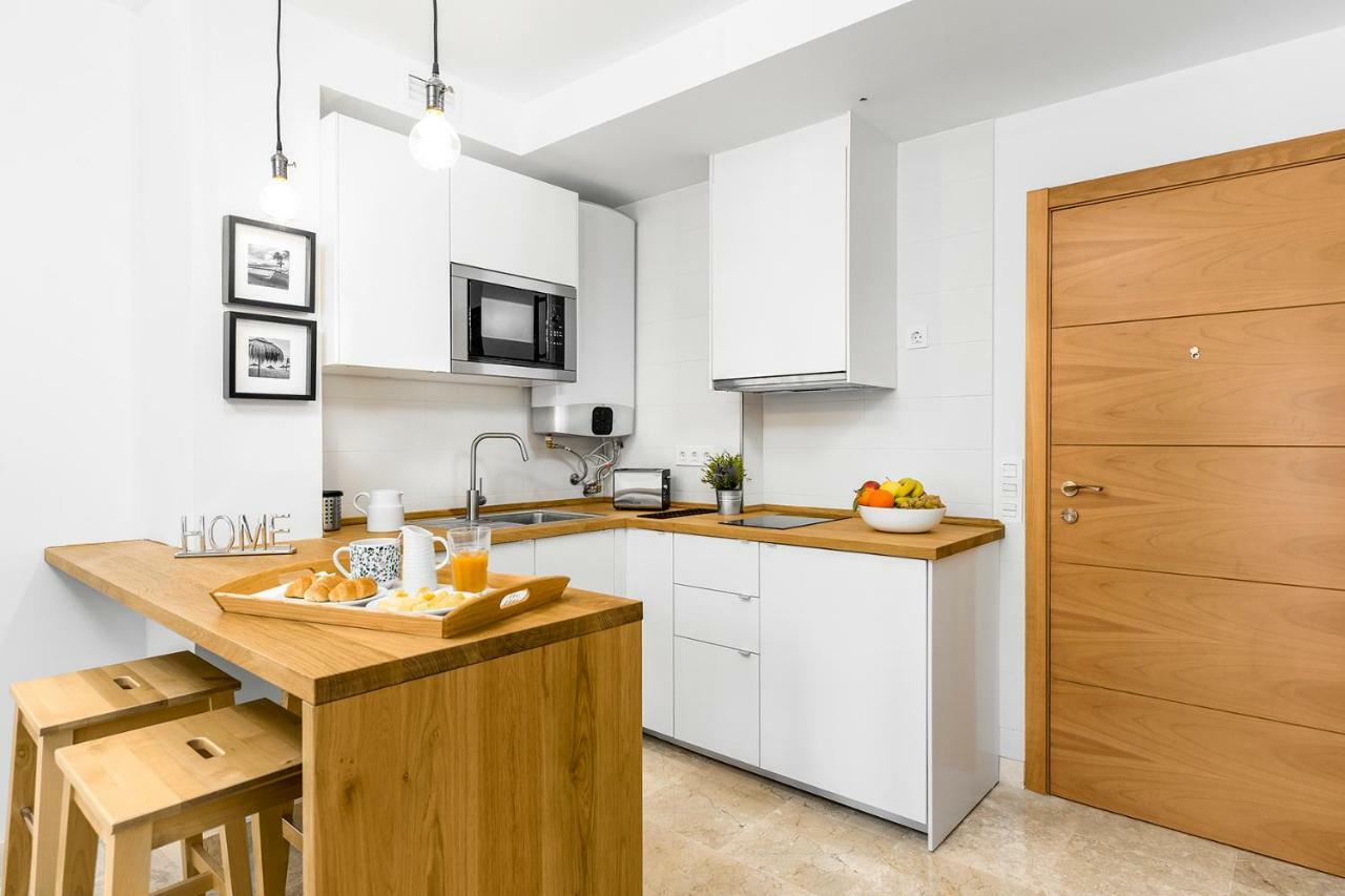 Apartamento Lujo Ancha Del Carmen Малага Экстерьер фото